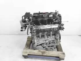 10002-5YF-A01 ACURA Engine Block Upper Lower Oil Pan Rdx