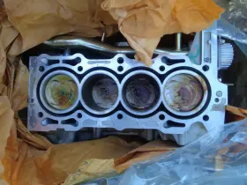 10002-P6W-A02 ACURA Block Motor Cl