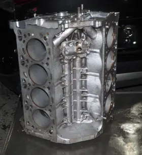 11112156425 BMW Engine Cylinder Block Mains Okay E70 E71 S63