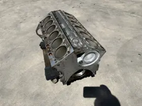 11119070816 BMW Engine Motor Block E38 750IL E31