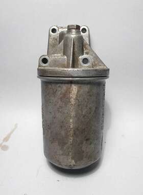 11421716584 BMW Oil Filter Housing Flange Purolator M30 E12
