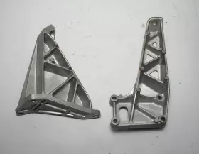 11811129379 BMW Engine Suspension Arm Bracket E32 E34 M5 535I
