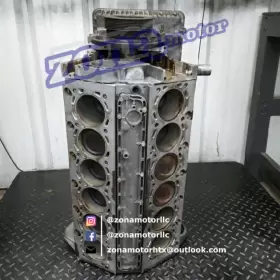 1733914 BMW Block #3