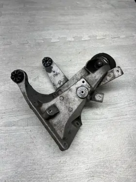 22112282153 BMW Left Engine Suspension Arm Bracket E46 M3 #3