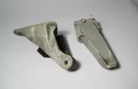 22116750853 BMW Engine Arm Motor Mount Bracket E46 325XI X3