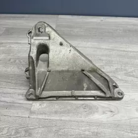 22116770050 BMW Xdrive Right Passenger Engine Arm Bracket E90