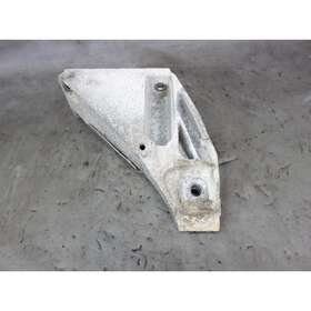 22116782982 BMW Sav Diesel Right Passenger Engine Arm Bracket