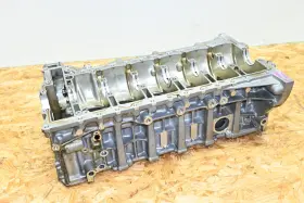 7625106 BMW Engine Motor Upper Cylinder Block F23