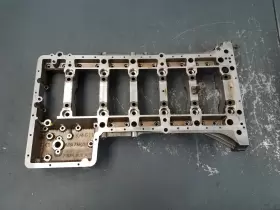 7835806 BMW Engine Block M5 M6 E60 E63 S85 H1 #3
