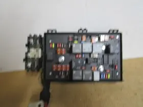 Buick 22822667 12 2012 Verano Engine Fuse Box Relay Block Panel Compartment