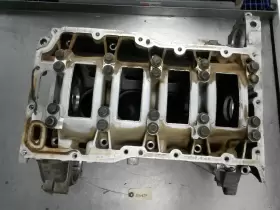 12612776 CHEVROLET Engine Cylinder Block #2