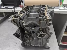 12656084 CHEVROLET Engine Cylinder Block Fwd Malibu #3
