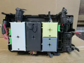 15134408 CHEVROLET Engine Fuse Box Relay Junction Block Panel