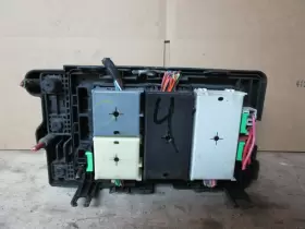 15196420 CHEVROLET Engine Fuse Box Relay Junction Block Panel #2