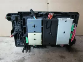15196420 CHEVROLET Engine Fuse Box Relay Junction Block Panel