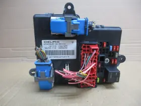 Chevrolet 15867055 06 2006 Chevy Cobalt Body Control Module Interior Cabin Fuse Box Relay