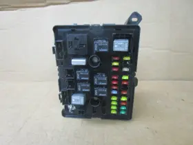 15930140 CHEVROLET Interior Cabin Fuse Box Relay Junction