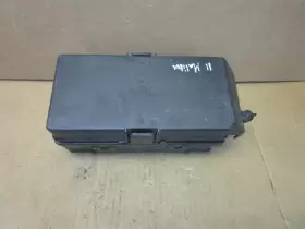 20822694 CHEVROLET Engine Fuse Box Relay Junction Block Panel #2
