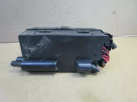 20822695 CHEVROLET Engine Fuse Box Relay Junction Block Panel #3