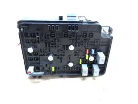25840677 CHEVROLET Engine Fuse Box Relay Junction Block Panel