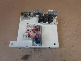 25993211 CHEVROLET Interior Cabin Fuse Box Control Module #3
