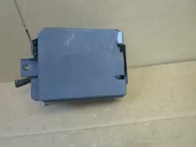 42342538 CHEVROLET Trax Engine Fuse Box Relay Junction Block #2