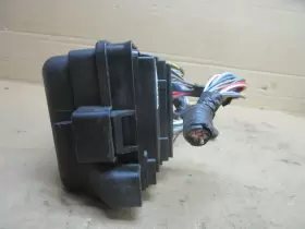 95408069 CHEVROLET Spark Engine Fuse Box Relay Junction Block #3