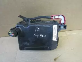 68065203 CHRYSLER Engine Fuse Box Relay Junction Block Panel #3
