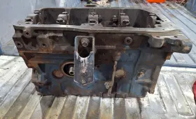 282918 DATSUN Engine Block