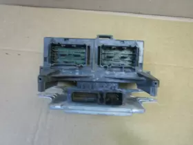 04692112 DODGE Totally Integrated Power Module Fuse Box Tipm