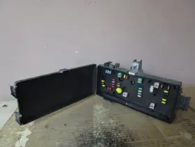 04692118 DODGE Totally Integrated Power Module Fuse Box Tipm #3