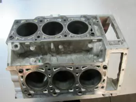 46636611 DODGE Engine Cylinder Block Stratus