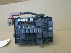 68083940 DODGE Charger Engine Fuse Box Relay Junction Block