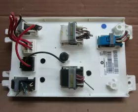 68226575 DODGE Charger Interior Cabin Fuse Box Relay Block