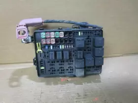 68273734 DODGE Engine Fuse Box Relay Junction Block