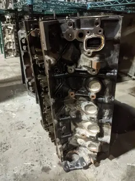 E-350 FORD Engine Cylinder Block #3