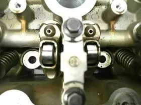 3M4E-6B293-BC FORD Front Left Engine Motor Cylinder Valve #3