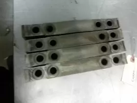 7T4E3300DA FORD Engine Block Caps Edge