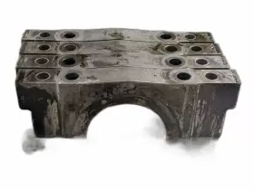 7T4E6325BA FORD Engine Block Caps Edge