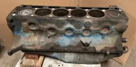 C8DE-6015-E FORD Engine Block Std Mustang