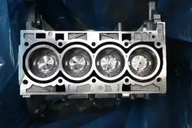 DS7Z-6009-G FORD Engine Block Fusion Escape