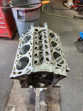 E6AE-6015 FORD Engine Block Bored Honed