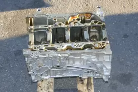 LJ7Z-6010-A FORD Engine Block Turbo Lincoln #2