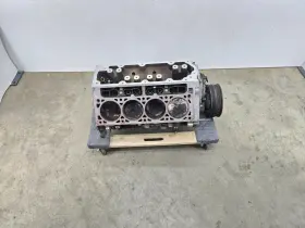 T2142244A3ZX1171 GM Door Cylinder Engine Motor Block Crank