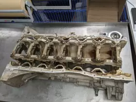 12563712 GMC Engine Block Envoy #2