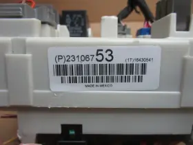 23106753 GMC Interior Cabin Fuse Box Control Module Unit #2