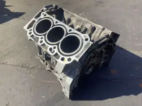 10002-R70-A02 HONDA Engine Block Accord #2