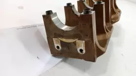 380.HO1B10 HONDA Engine Block Crankshaft Cap Insight #3