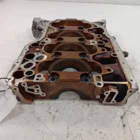380.HO1M15 HONDA Engine Block Crankshaft Cap #2