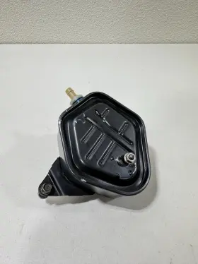 11851-P2A-000 HONDA Breather Chamber Engine Block Vacuum Pcv